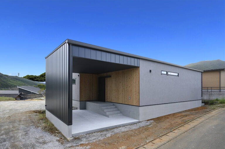 【モデルハウス】「家蔵」で家族をつなぐ和モダンの平屋